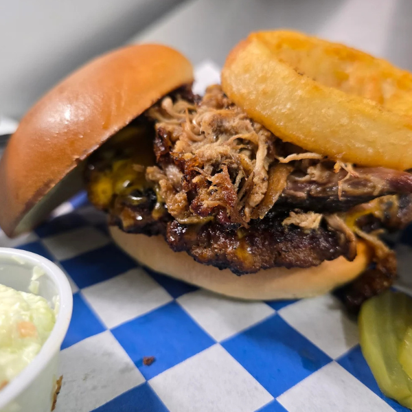 blue hole bbq sandwich ocoee tn